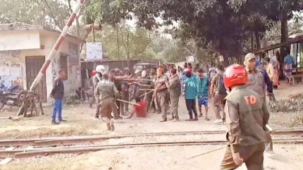 যৌথবাহিনীর অভিযানে হামলা, এসিল্যান্ডসহ আহত ১০