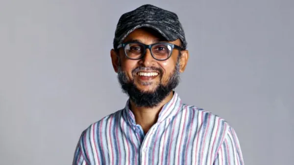 ‘যারা বিন বাজাচ্ছেন, তারা হাসিনার পলায়নের দৃশ্যটা মনে করেন’