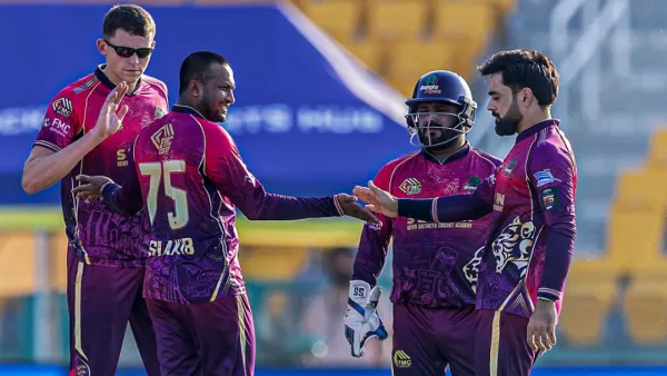 টানা হেরে টুর্নামেন্ট থেকে সাকিবের দলের বিদায়