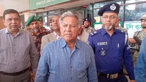 ভারতের অপতথ্য প্রচারে বাংলাদেশের ক্ষতি নেই: উপদেষ্টা সাখাওয়াত