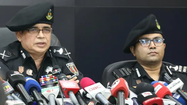 র‌্যাবে আয়নাঘর ছিল, স্বীকার করলেন ডিজি 