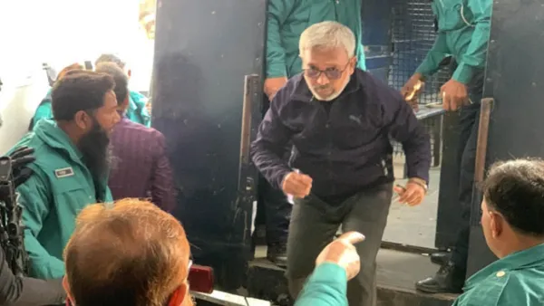 আদালত প্রাঙ্গণে সাবেক এমপি আসাদের ওপর ডিম নিক্ষেপ