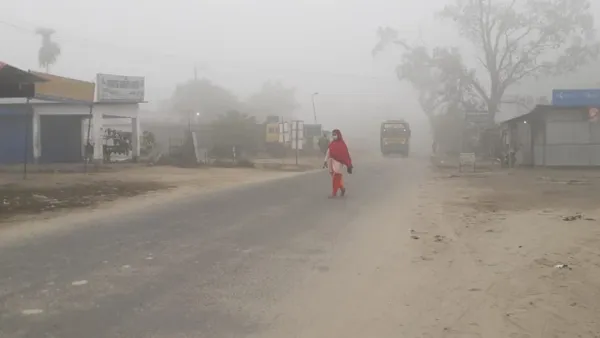 তেঁতুলিয়ায় ৮ ডিগ্রি, শৈত্যপ্রবাহে কাঁপছে সীমান্তজনপদ