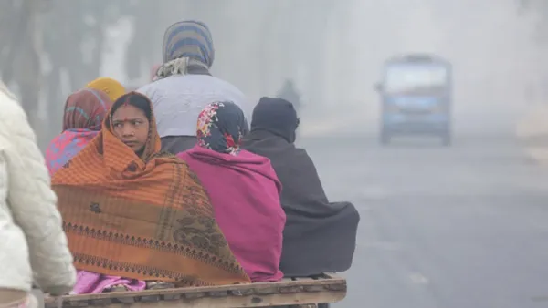 শীতের তীব্রতায় কাঁপছে ঢাকা, জবুথবু সারাদেশ