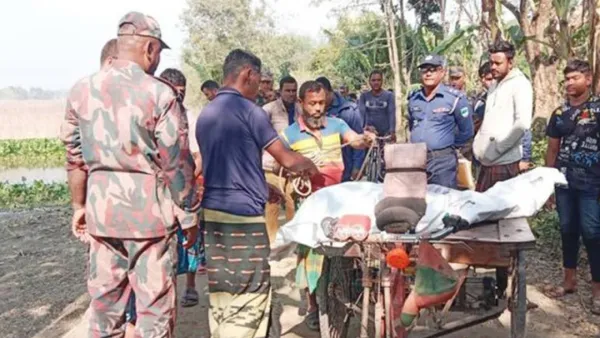হত্যার পর দুই বাংলাদেশিকে ফেলে গেল ‘বিএসএফ’