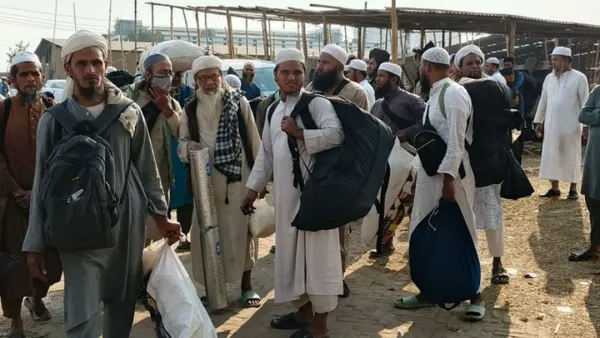 ইজতেমা ময়দান ছাড়ছেন সাদ অনুসারীরা