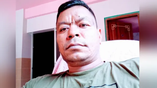 আওয়ামী লীগ নেতার পায়ের রগ কেটে দিল দুর্বৃত্তরা