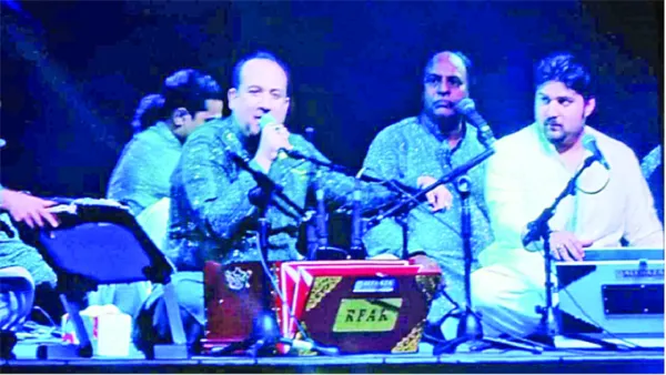 কণ্ঠজাদুতে উন্মাতাল আর্মি স্টেডিয়াম