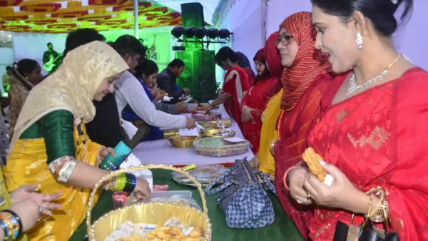 জমকালো আয়োজনে আমাদের সময়ে ‘পিঠা ও বাউল উৎসব’