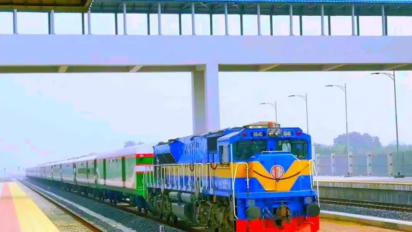 সোয়া ৪ ঘণ্টায় খুলনা থেকে ঢাকায় ‘জাহানাবাদ এক্সপ্রেস’