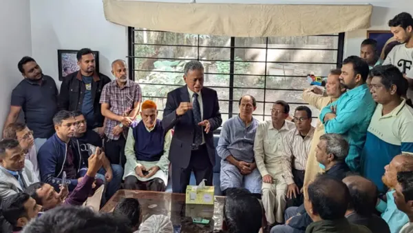 রাজনীতিতে গুণগত পরিবর্তন আনতে হবে: আমীর খসরু 