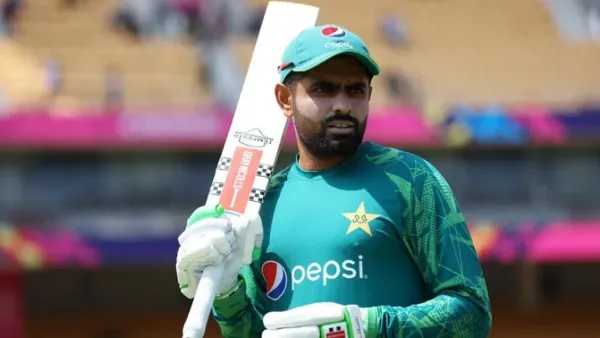 বছরসেরা টি-টোয়েন্টি ক্রিকেটারের দৌঁড়ে যে ৪ ক্রিকেটার