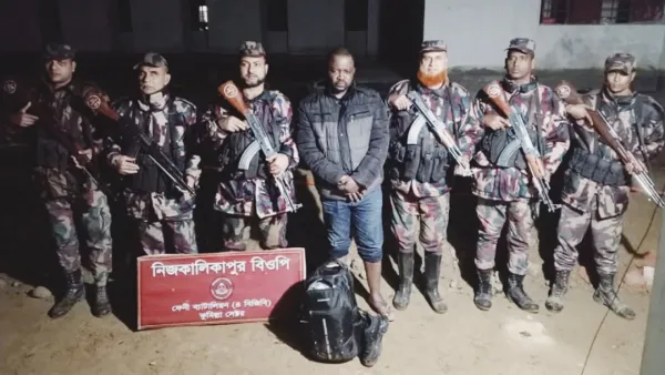 শেষ রাতে সীমান্ত থেকে এক নাইজেরিয়ান আটক