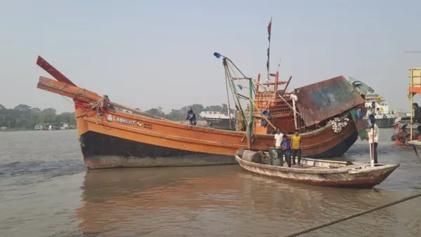 কারাভোগ শেষে দেশে ফিরছেন ৬৪ ভারতীয় জেলে