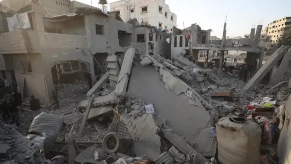 গাজায় ইসরায়েলের হামলায় এক পরিবারের ৭ শিশুসহ নিহত ১১