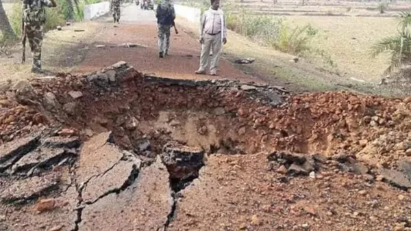 ছত্তিশগড়ে মাওবাদীদের হামলায় ৮ পুলিশ নিহত 