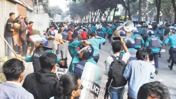 সচিবালয়ের গেটে পাল্টাপাল্টি ধাওয়ার ঘটনা তদন্তে কমিটি