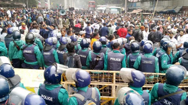 বিডিআর হত্যা: জওয়ানদের মুক্তির দাবিতে পদযাত্রা, পুলিশের বাধা