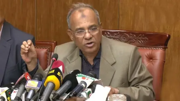 সীমান্তে ভারতের কাঁটাতারের বেড়া নির্মাণ প্রসঙ্গে যা বললেন স্বরাষ্ট্র উপদেষ্টা