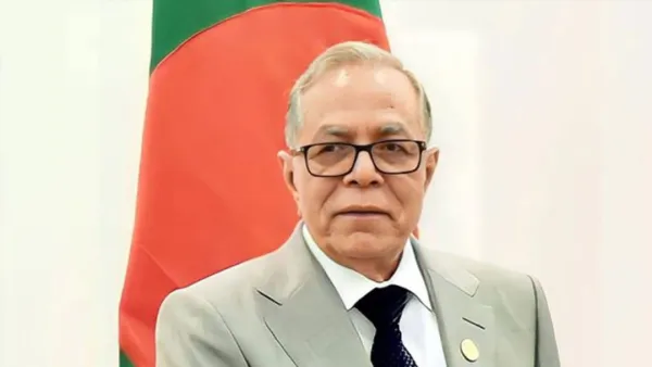 সাবেক রাষ্ট্রপতি আবদুল হামিদের নামে প্রথম মামলা