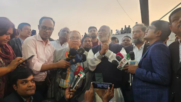 অন্তর্বর্তীকালীন সরকারের মূল দায়িত্ব গণতন্ত্র ফিরিয়ে আনা: মঈন খান