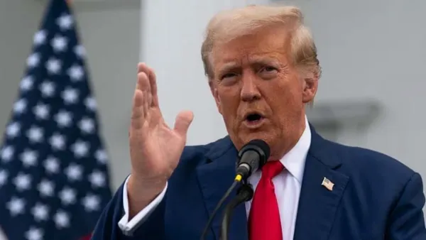 অভিষেকের পরের দিনই অবৈধ অভিবাসীদের গণগ্রেপ্তার করবেন ট্রাম্প