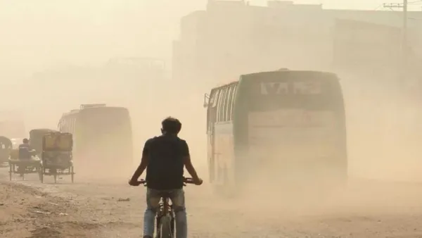দূষিত শহরের তালিকায় শীর্ষে করাচি, ঢাকার অবস্থা কী?
