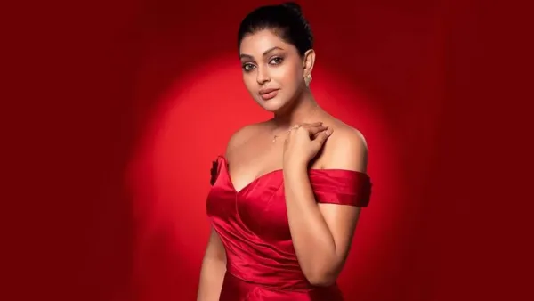 জালিয়াতির অভিযোগে বহিষ্কার নিপুণ