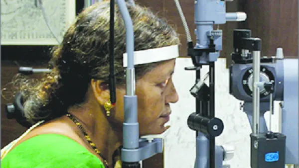 গ্লুকোমায় আক্রান্ত বুঝবেন যেসব লক্ষণে