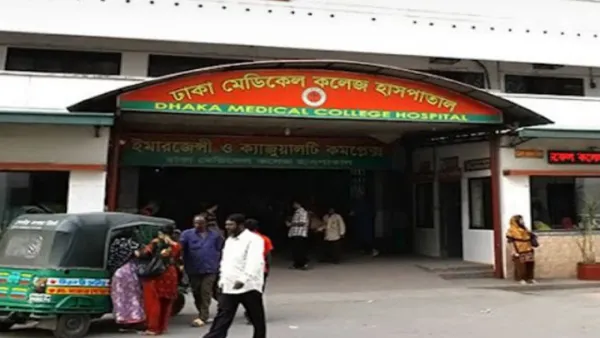 ডেমরায় দুই কাভার্ডভ্যানের মধ্যে সংর্ঘষ, নিহত ১