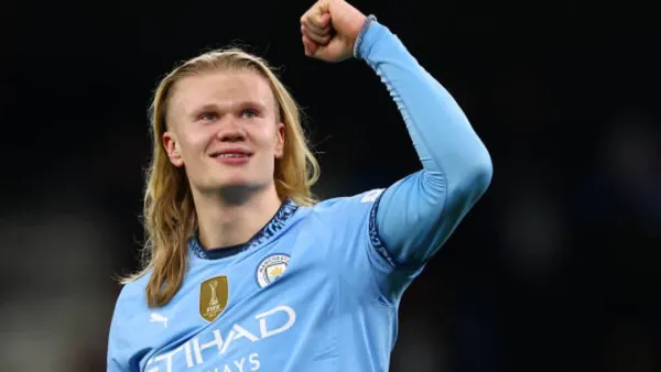 চেলসিকে গুঁড়িয়ে চারে উঠে এলো ম্যানসিটি