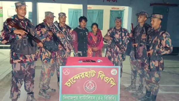 পতাকা বৈঠকের পর মা-ছেলেকে ফেরত দিল বিএসএফ