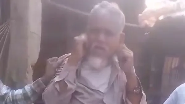 চুরির অপবাদে বৃদ্ধকে মারধর, কান ধরিয়ে ঘোরানো হয় বাজারে