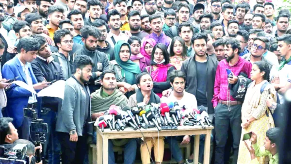 ৭ কলেজ পরিচালনার নতুন কাঠামো নিয়ে অনিশ্চয়তা 