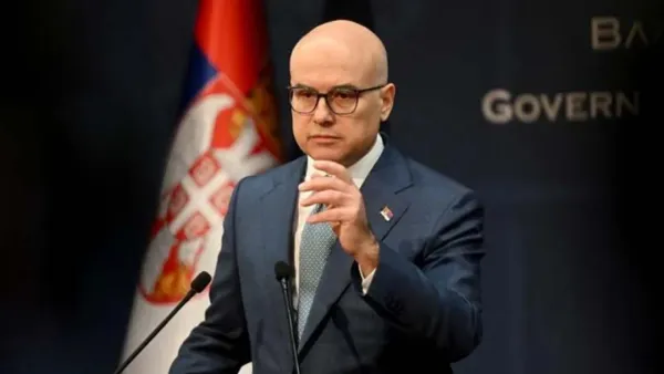 আন্দোলনের মুখে সার্বিয়ার প্রধানমন্ত্রীর পদত্যাগ