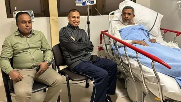 সৌদি যাওয়ার পথে অসুস্থ বাবর, দুবাই হাসপাতালে ভর্তি