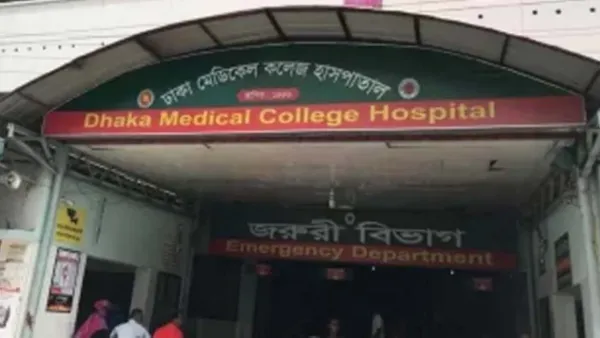 কদমতলীতে ধারালো অস্ত্রের আঘাতে অটোচালক আহত