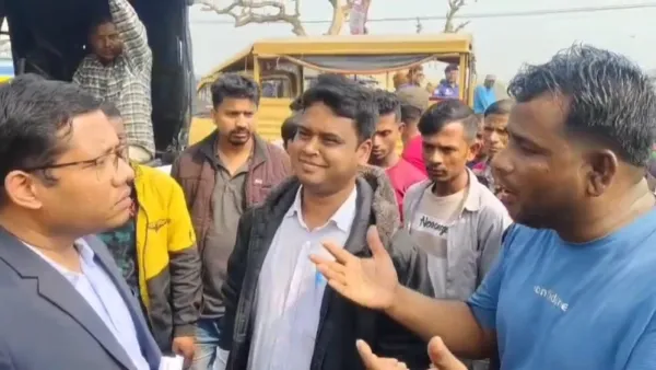 এসিল্যান্ডকে ‘চাঁদা না দেওয়ায়’ চালক আটক, এরপর যা ঘটল