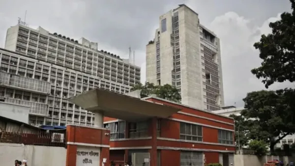 মন্ত্রণালয়ের সংখ্যা কমানোর সুপারিশ