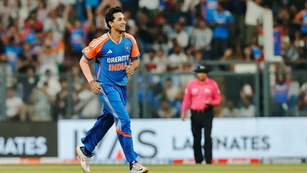 ৩৮ ধাপ এগিয়ে দুইয়ে অভিষেক