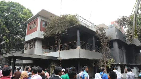 ধানমন্ডি ৩২ নম্বরে কী হতে যাচ্ছে 