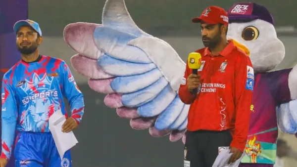 ফাইনালে ওঠার নায়ককে ছাড়াই ফাইনালে ব্যাটিংয়ে চিটাগং