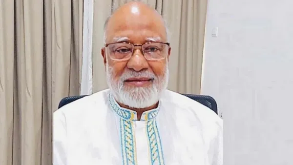 স্বাস্থ্য পরীক্ষার জন্য সিঙ্গাপুর যাচ্ছেন খন্দকার মোশাররফ