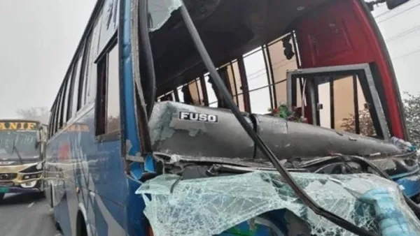 ঘন কুয়াশায় ঢাকা-চট্টগ্রাম মহাসড়কে ৮ গাড়ির সংঘর্ষ