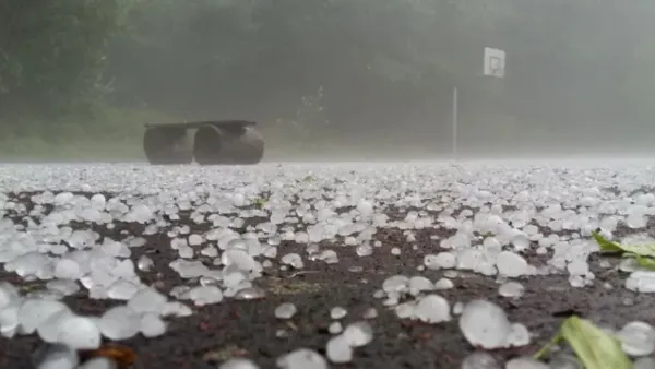 দেশের বিভিন্ন এলাকায় শিলাসহ বজ্রবৃষ্টির পূর্বাভাস