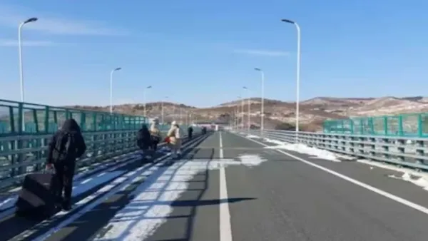 পর্যটকদের জন্য ‘দরজা খুলছে’ উত্তর কোরিয়া