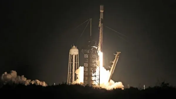 আবারও চাঁদে যাচ্ছে মার্কিন রকেট