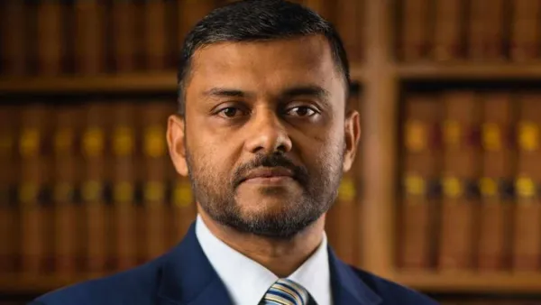 আবরার হত্যা মামলায় আসামিপক্ষে আর না লড়ার ঘোষণা শিশির মনিরের 