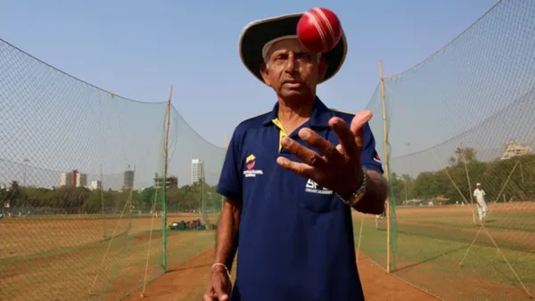 মুম্বাইয়ের কিংবদন্তি স্পিনার শিভালকারের মৃত্যু