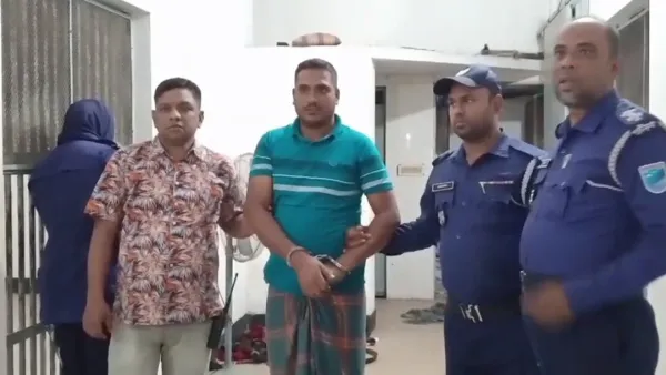 আশুলিয়া থানার ওসিকে হেনস্তাকারী সেই যুবক গ্রেপ্তার